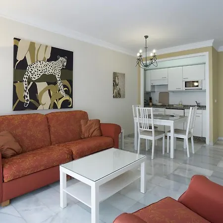 Apartment Club Jardines Del Puerto Marbella