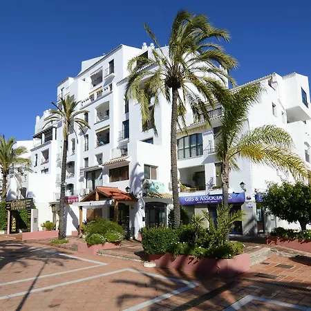 Club Jardines Del Puerto *