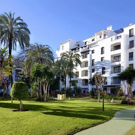 Club Jardines Del Puerto *