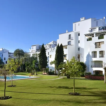 Club Jardines Del Puerto